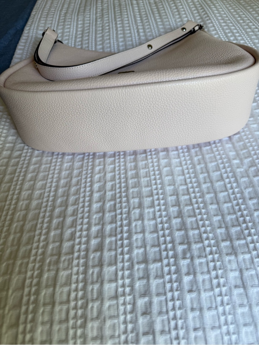 kate Spade Pebbled Leather Bag in Blush - Picture 6 of 10